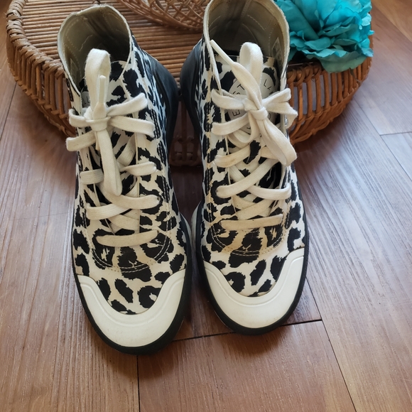 Stella McCartney for Adidas High-Top Sneakers - Picture 3 of 4